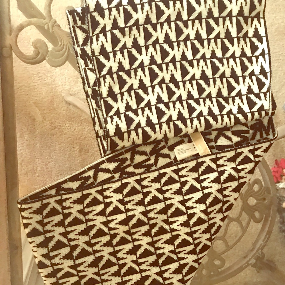 Michael Kors infinity scarf